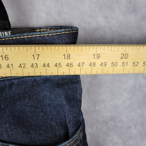 NWT Kut from the Kloth Mid Rise Boyfriend Jean Sz 14 Medium Wash - Picture 6 of 14